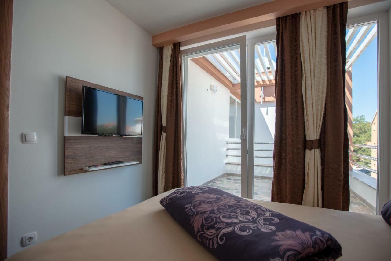 Vila Tatjana Vodice Exterior foto